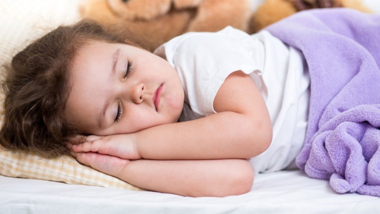 Il trucco geniale per far addormentare il tuo bambino in pochi minuti