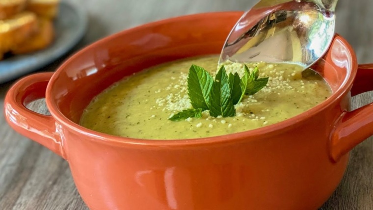 Zuppa di zucchine, un’alternativa perfetta per far mangiare le verdure ai bambini!