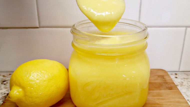 Crema al limone senza cottura, senza uova, senza latte e senza farina, la mangerai in un sol boccone!