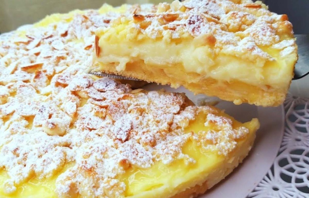 Torta di mele e crema